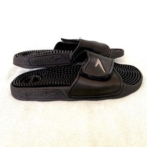 Speedo Slides Woman’s Size 5 Black With adjustable strap